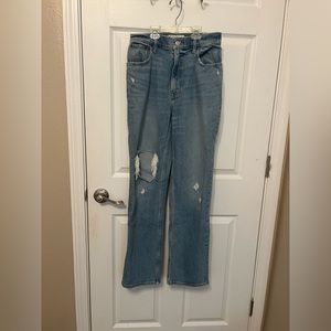 A&F 90’s high rise straight leg jeans